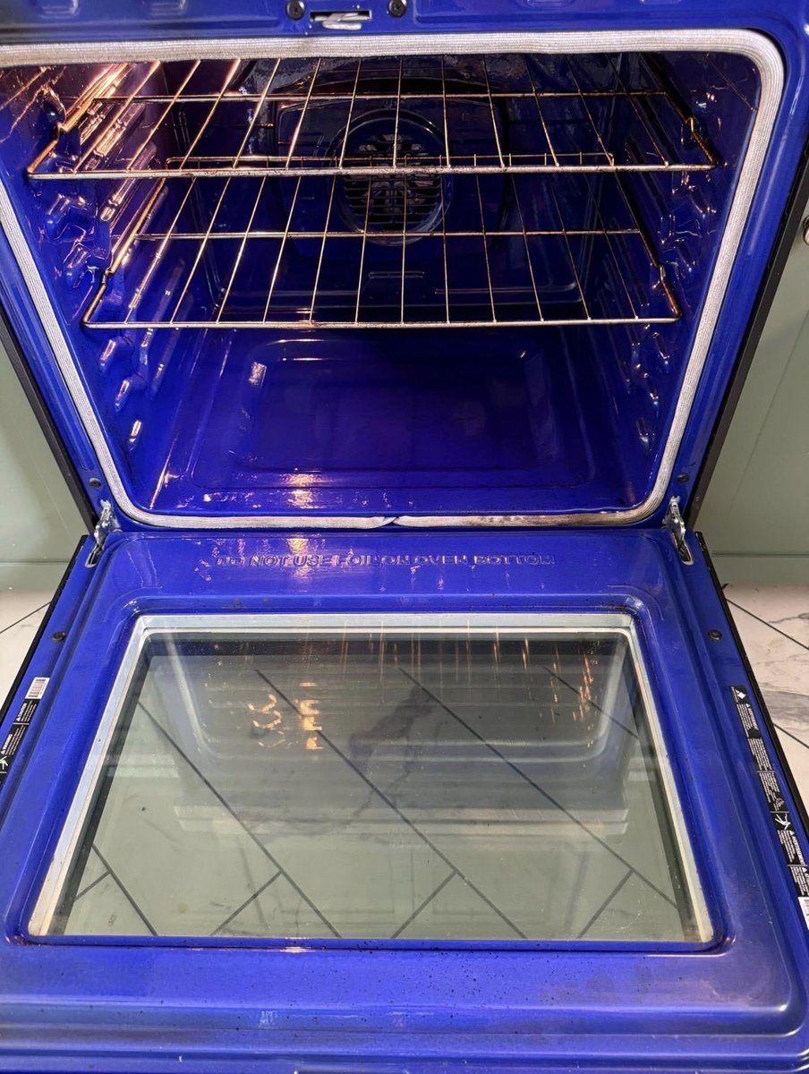 Oven after cleaning